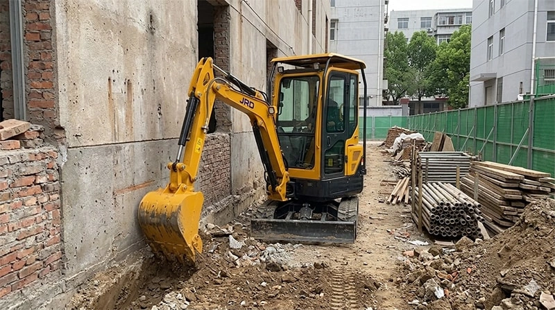 Zero Tail Swing Mini Excavators — When the Extra Cost Is Worth It